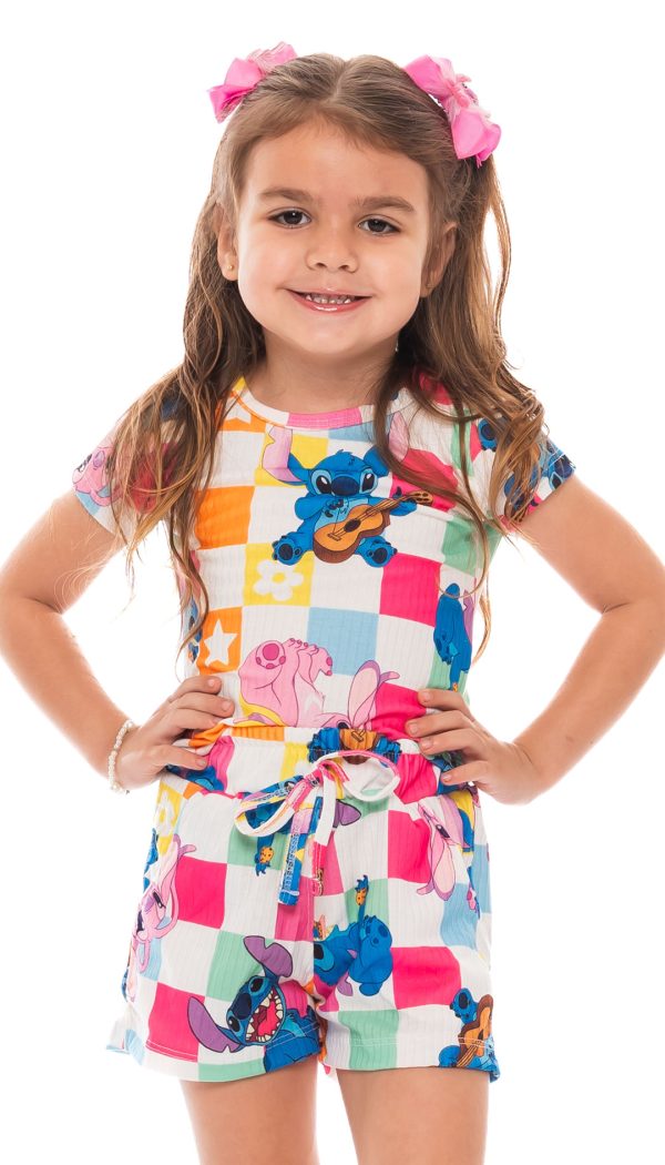 Conjunto Canelado De Blusa e Shorts Infantil Feminino Estampado Stitch Colorido