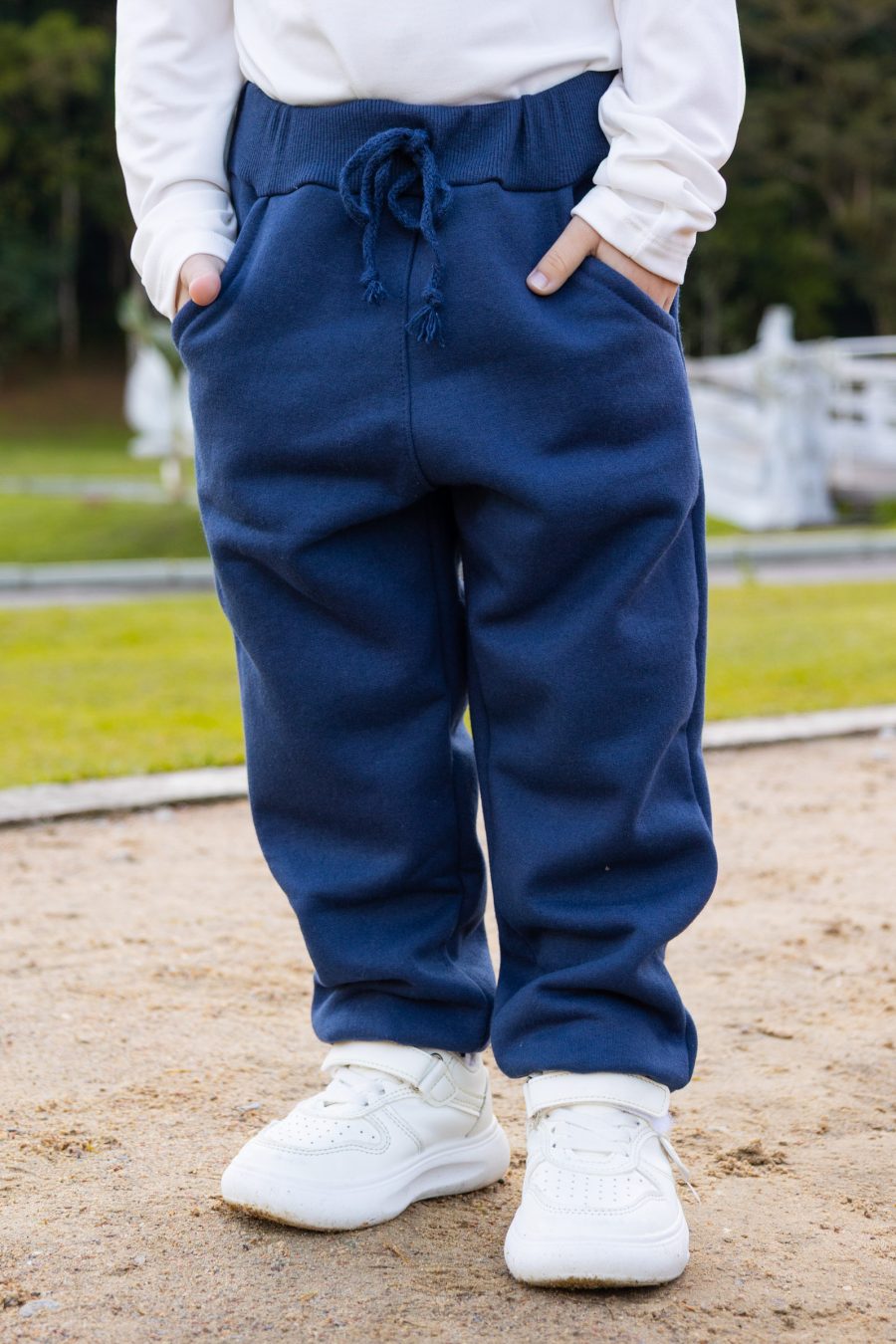 Calça De Moletom Infantil Peluciada Azul Marinho - Image 3