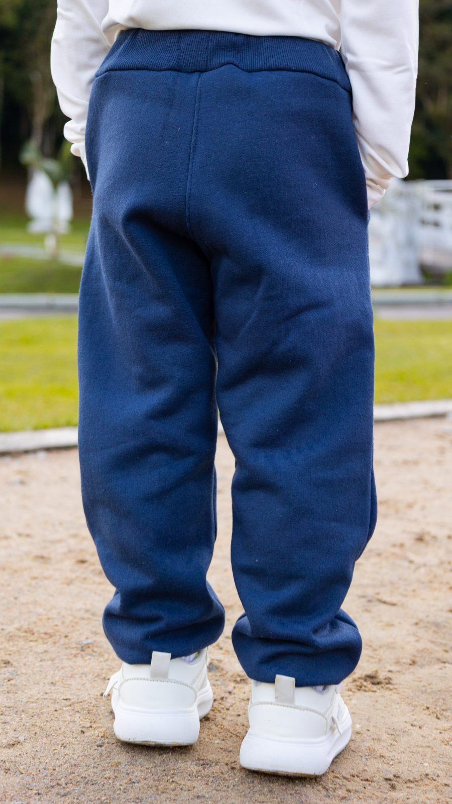 Calça De Moletom Infantil Peluciada Azul Marinho - Image 4