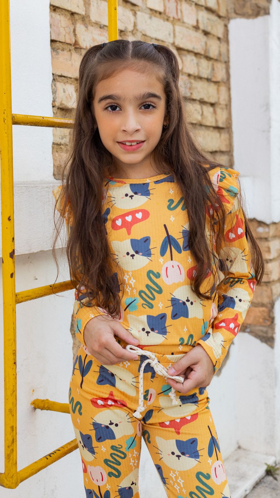 Conjunto Infantil Feminino Canelado De Blusa E Calça Estampado Gatinhos