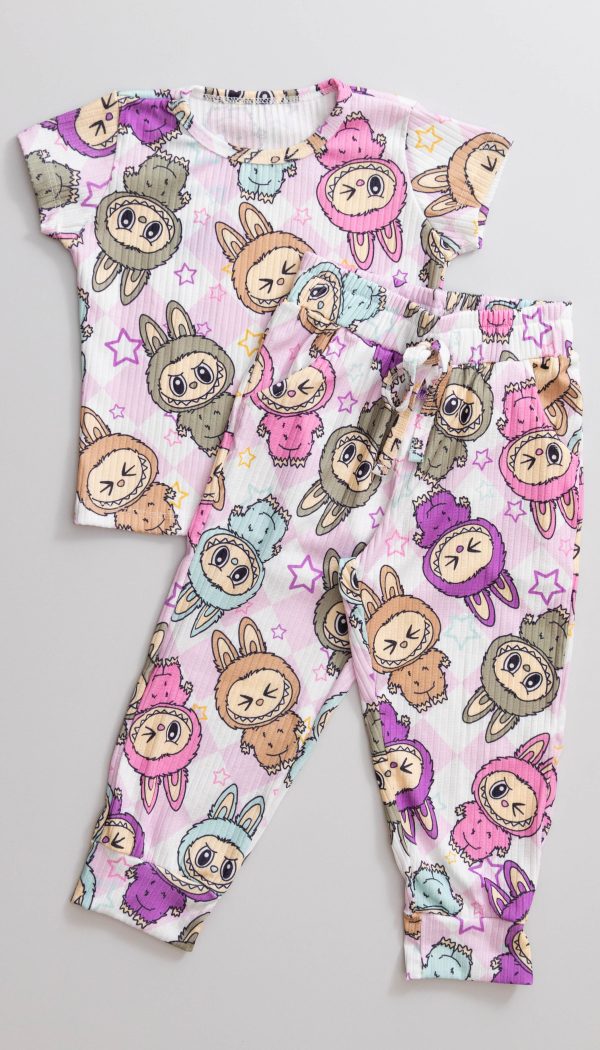Conjunto Canelado de Blusa e Calça Jogger Infantil Feminino Estampa Do Labubu