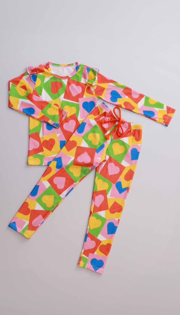 Conjunto Infantil Feminino Canelado De Blusa E Calça Estampado Corações Coloridos